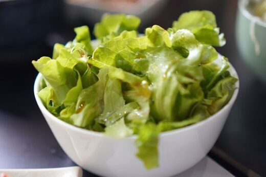 Lettuce will stay fresh ‘for weeks’ if you do 1 thing before placing it in fridge