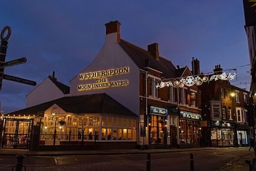Wetherspoon introduces new phone rule across 792 UK pubs