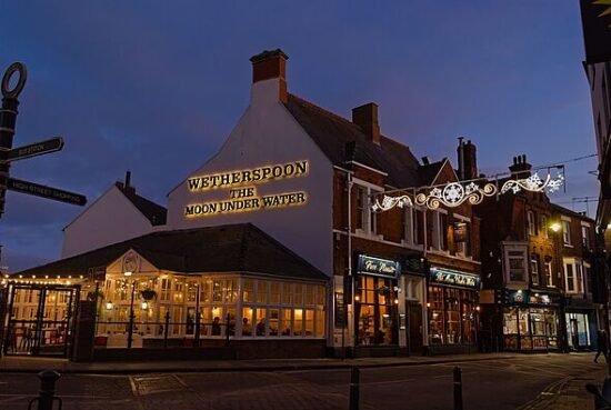 Wetherspoon introduces new phone rule across 792 UK pubs