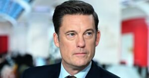 Send your questions for Keir Simmons