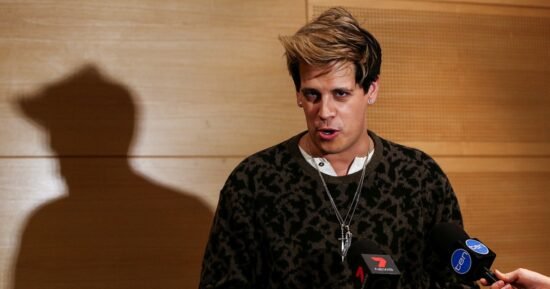 Milo Yiannopoulos deported to the U.K. one day after ICE arrest