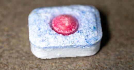 Warning over £1 cleaning hack that could end up costing households hundreds