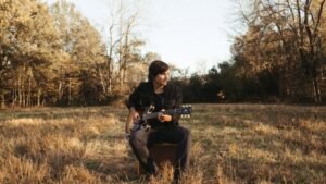 Charlie Worsham’s Induction to the Grand Ole Opry Is a Perfect Choice
