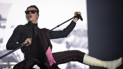 Yungblud Crowdsurfs in a Wheelchair While Performing With Broken Leg
