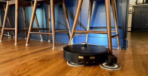 Hands-on with the Mova V70, a robot vacuum with a mopping arm 