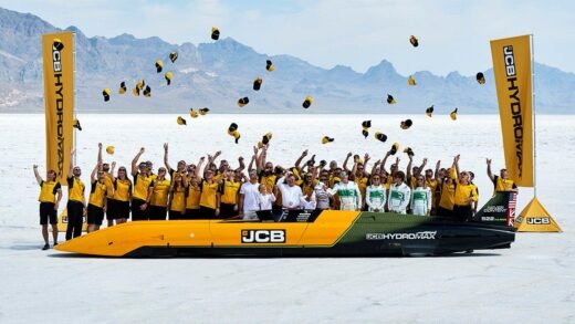 JCB Hydromax’s shatters world record with ‘extraordinary’ speeds topping 400 mph