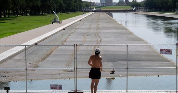 DOJ moves to dismiss Reflecting Pool vandalism charges against David Hearn, says damage due to “botched installation”