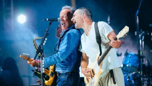 Bruce Springsteen, Bleachers Perform ‘Chinatown’ and ‘Jersey Girl’