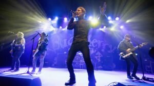 Buckcherry Involved in ‘Multi-Vehicle Accident’ in South Carolina