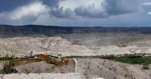 Big Bend residents warn Trump's border wall threatens Texas wilderness