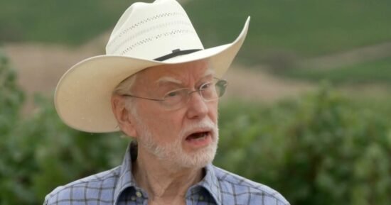 California grape growers drowning in unsold product as wine demand falls