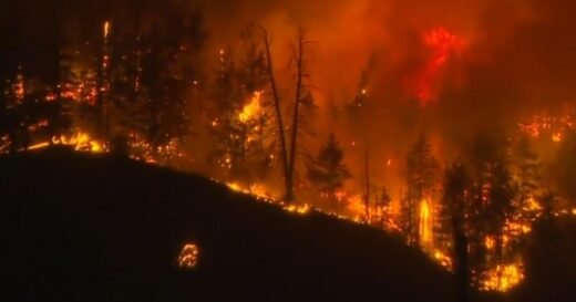 Fires grip western U.S., British Columbia: "It doesn't seem like it's real"