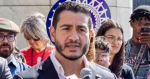 Former Bernie Sanders campaign adviser breaks down El-Sayed's win in Michigan