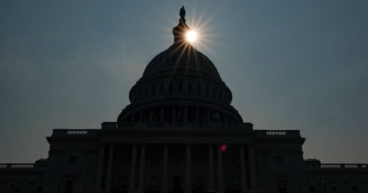 Most federal workers say they wouldn’t enter public service again, survey finds