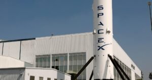 SpaceX posts first earnings report since IPO