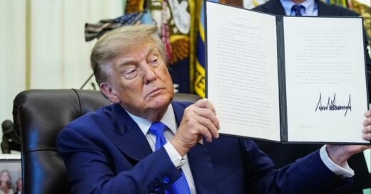 Trump orders new vaccine recommendations, experts urge parents to listen to their kids’ doctors