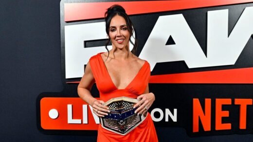 Interim WWE champ Chelsea Green shows orbital bone injury