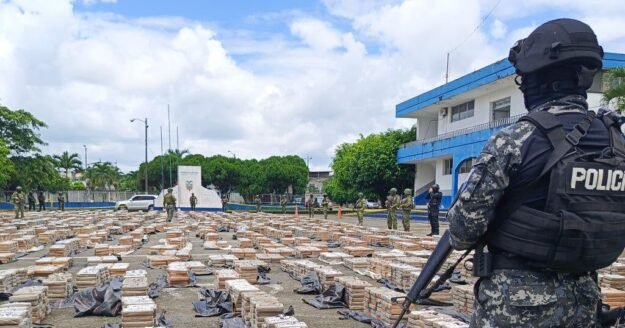 New U.S. sanctions target cocaine smuggling network in Ecuador