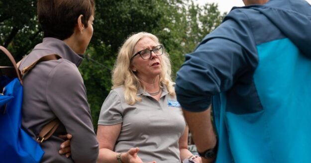 Shannon Taylor wins Democratic primary in Virginia district Democrats hope to make competitive