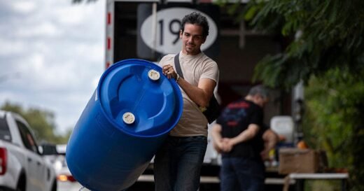 Hundreds of thousands of people in Puerto Rico wake up with no running water as rationing begins: “It’s brutal”