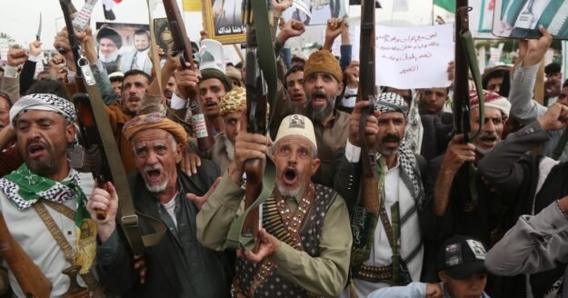 Houthis escalate deadly attacks on Saudi-backed troops as Cruz says Trump must arm Iran’s protesters