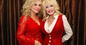 Dolly Parton offered to try experimental drugs to help others if there was “no hope” in her cancer battle, sister says
