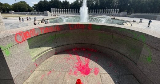 Feds charge woman for allegedly vandalizing World War II Memorial in D.C.