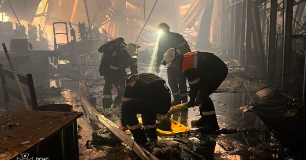 Russian attack kills at least 2 in Ukraine, a day after deadly mall attack