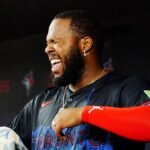 Blue Jay’s Vladimir Guerrero Jr kneed in head in chaotic play, removed from game