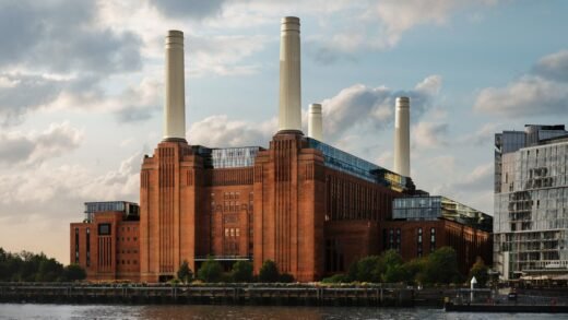 Apple Opens Music Venue Inside Pink Floyd ‘Animals’ Power Station