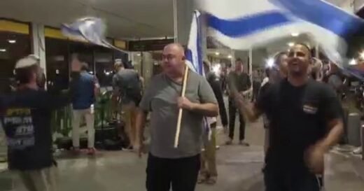 Passengers on diverted plane arrive in Tel Aviv