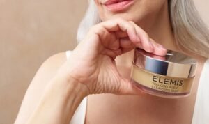 Elemis £75 'radiance in a bottle' anti-wrinkle oil is now £20 with QVC deal stack