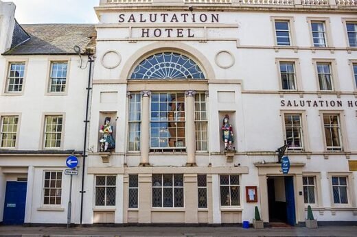 Iconic cafe closes down after 40 years as historic hotel chain enters administration