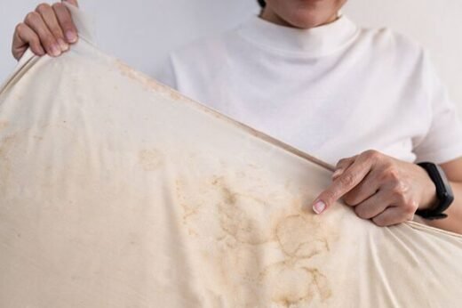 Cheap method using one ingredient 'removes yellow pillow stains'