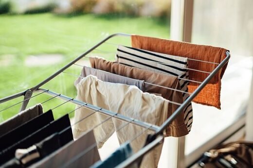 Clothes will dry quickly indoors if you roll them into 1 item – no heating needed