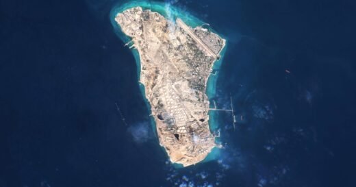 U.S. strikes 3 Iranian oil tankers after Iran targets Navy warships, CENTCOM says