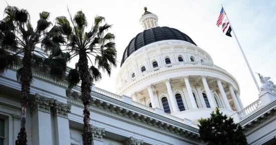 California Democrats pass more than 20 bills to curtail AI and social media