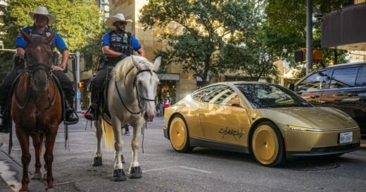 Tesla Cybercab with no steering wheel worries Austin firefighters