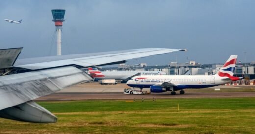 Widespread flight delays hit major British airports