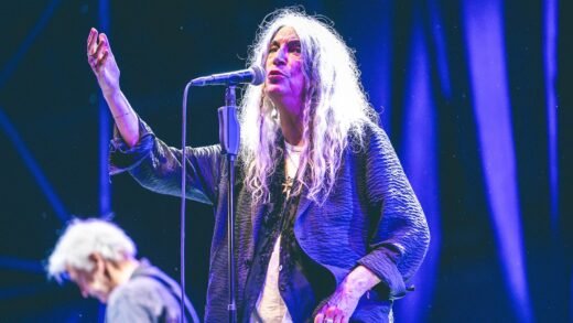 Patti Smith, Sex Pistols to Play Festival