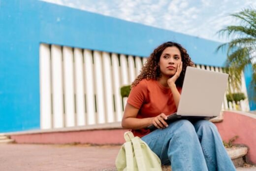 High School Seniors Turn to AI for Support