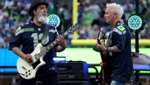 See Soundgarden’s Surviving Members Perform Halftime at Seahawks Game