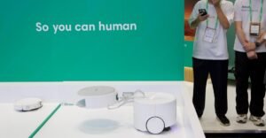 iRobot unveils the Roomba Duo