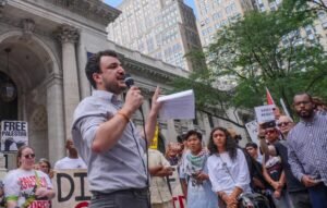 Khalil Accuses Columbia of Discrimination in New Lawsuit