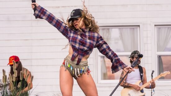 The War on Drugs, Slayyyter, This is Lorelei
