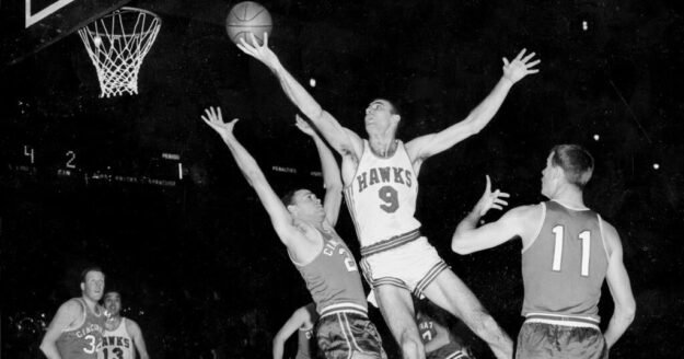 Bob Pettit, NBA Hall of Famer and its first MVP, dies at 93