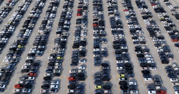 From red and blue to black and silver: Why America’s cars have lost their color