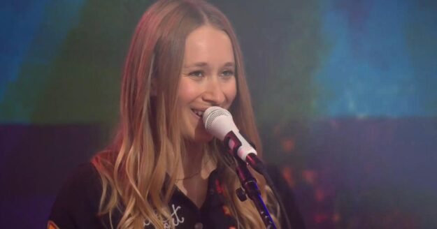 Saturday Sessions: Karina Rykman performs “Easy, Rider”