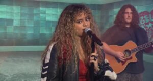 Saturday Sessions: Bella Kay performs “iloveitiloveitiloveit”