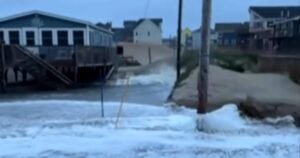 Powerful nor’easter to bring more flooding to Northeast; Hawaii braces for Hurricane Nolo